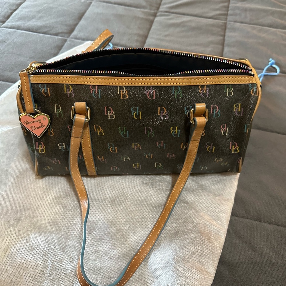 Dooney & Bourke Black Tan Barrel Bag with Classic Design
